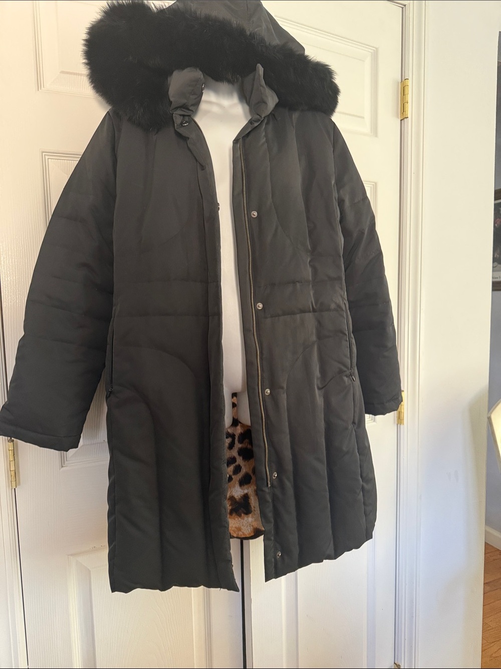 Dana Buchman Black Hooded Puffer Coat with Faux Fur Trim